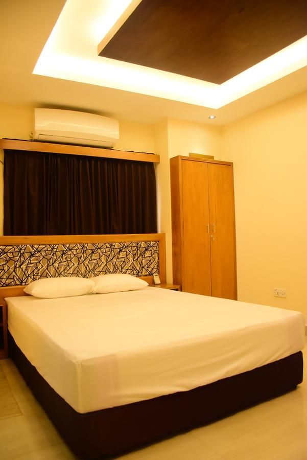Bottomhill Palace Hotel Sylhet Exterior foto