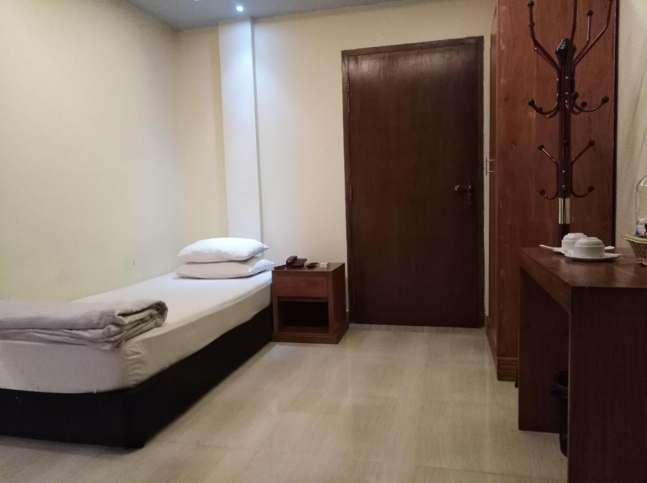 Bottomhill Palace Hotel Sylhet Exterior foto